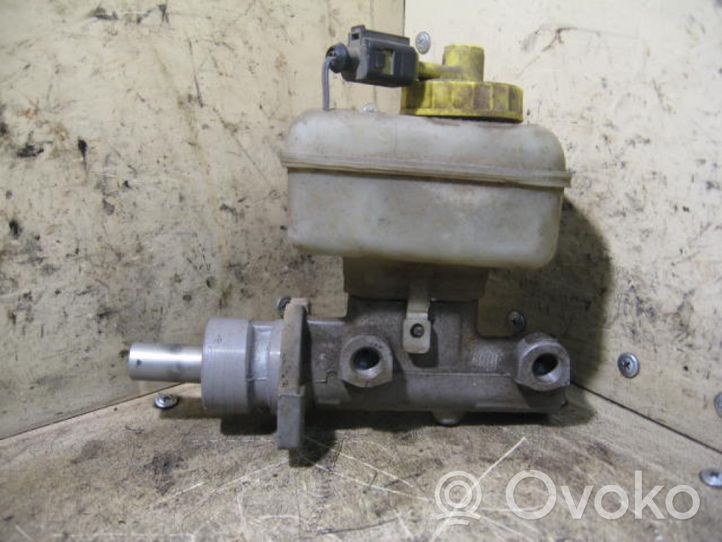 Skoda Octavia Mk1 (1U) Master brake cylinder BOSCH21027099