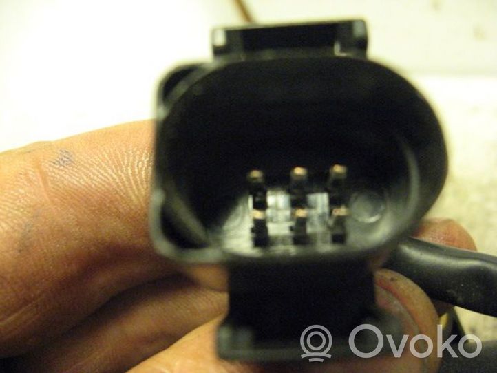 Volkswagen Sharan Intake manifold valve actuator/motor BOSCH0205001044