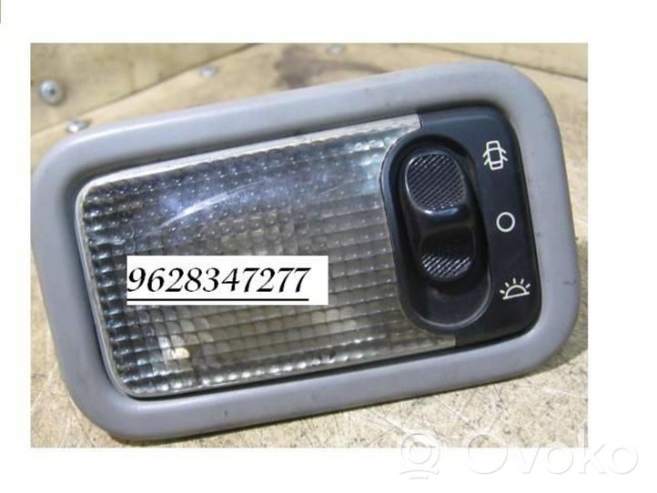 Citroen Xsara Picasso Éclairage lumière plafonnier arrière 9612016477