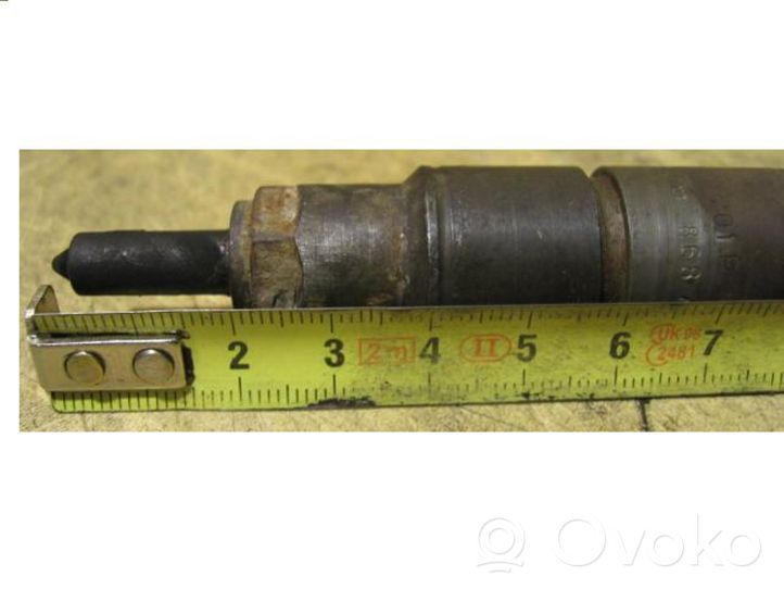 Volvo 850 Fuel injector 028130201Q