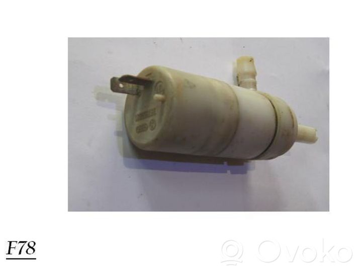 Volkswagen PASSAT B5 Headlight washer pump 357955681