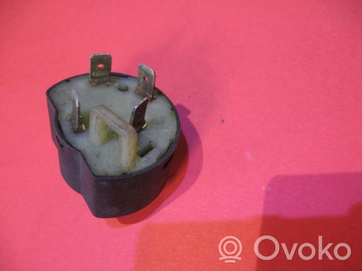 Opel Astra F Ignition lock contact 90052497