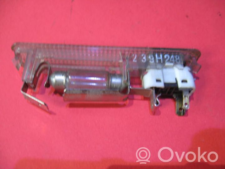 Opel Omega B1 Front seat light 239H248