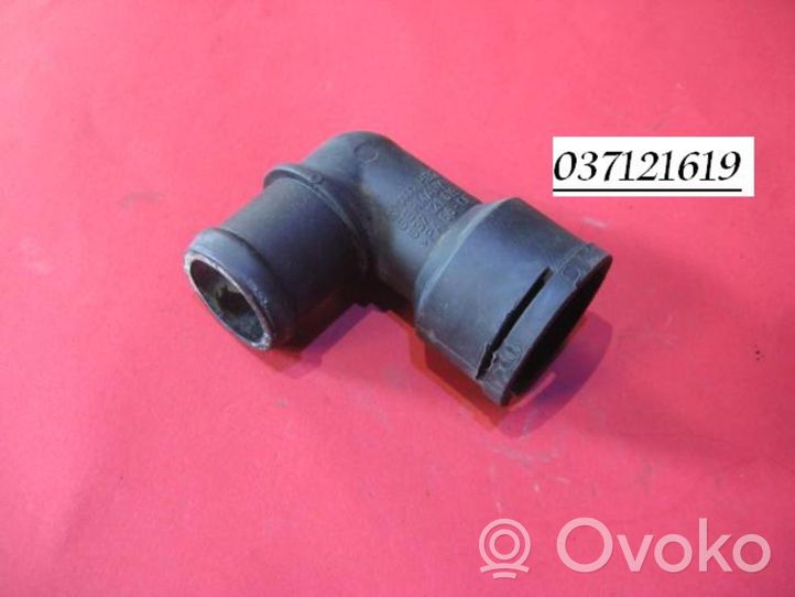 Volkswagen Golf III Termostaatin kotelo 037121619