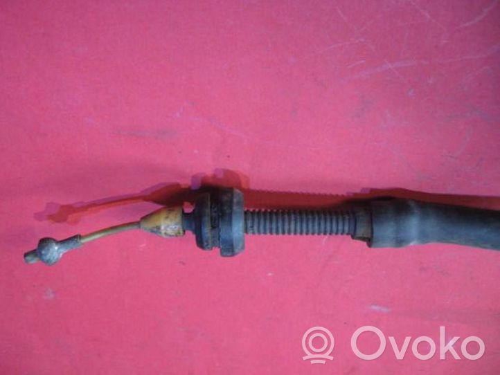 Volkswagen Jetta I Cavo per acceleratore 321721555T