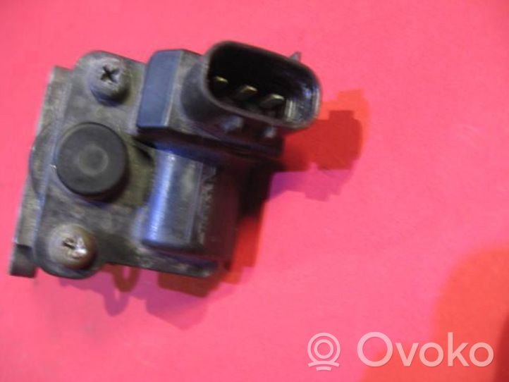 Toyota RAV 4 (XA30) Zawór regulacji biegu jałowego / Regulator 2227028010