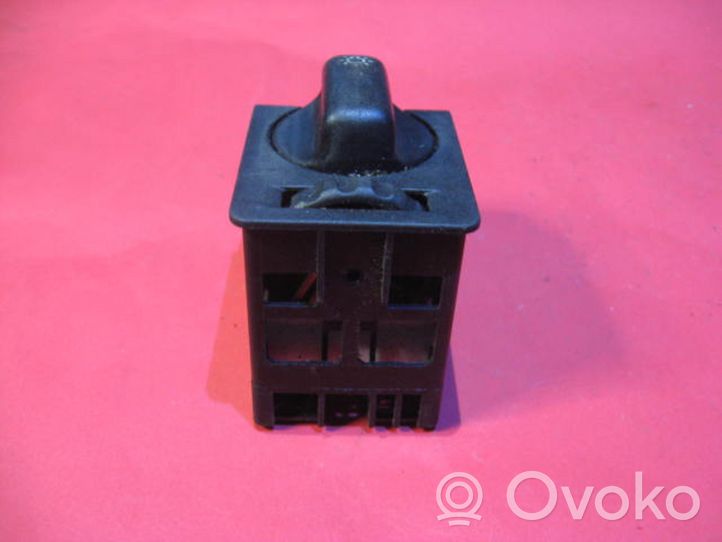 Opel Combo B Light switch 90481764