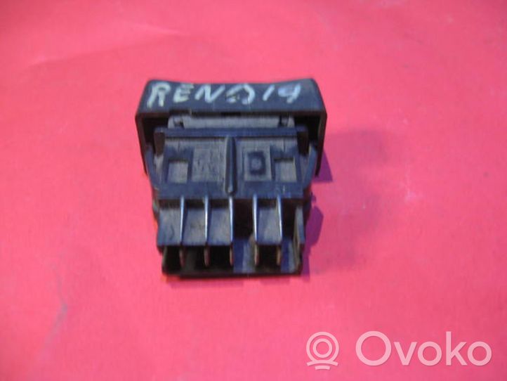 Renault 19 Central locking switch button M5107