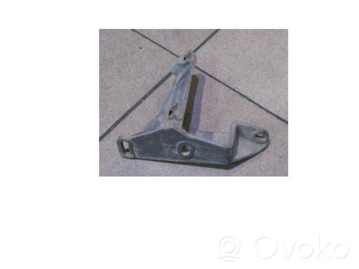 Seat Toledo I (1L) Supporto di montaggio della pompa del servosterzo 027145531