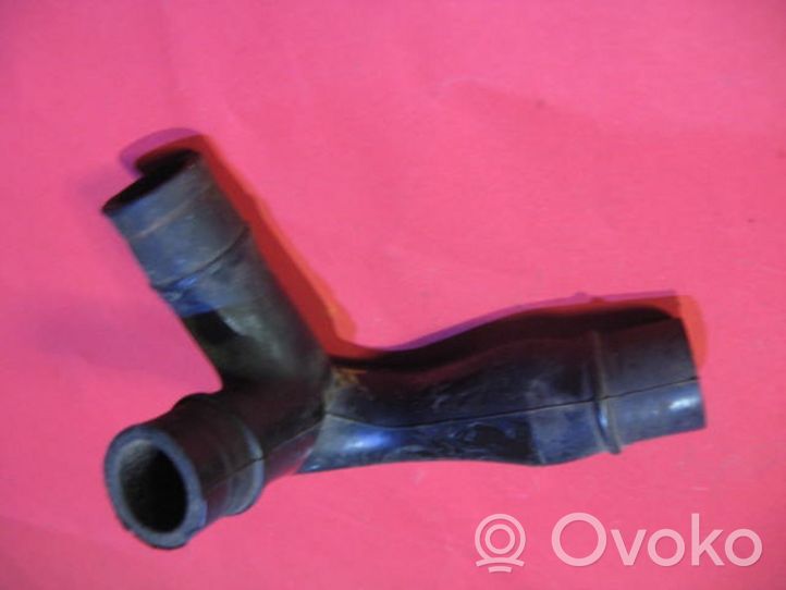 Seat Cordoba (6K) Sfiato/tubo di sfiato/tubo flessibile 948103493A