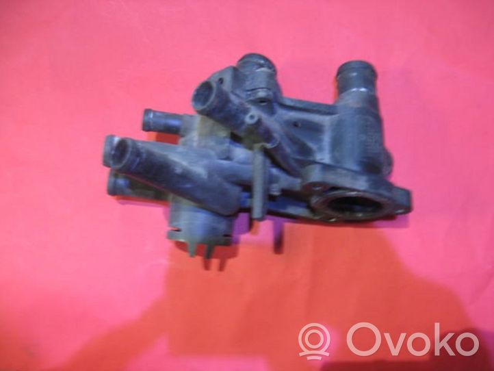 Volkswagen Bora Termostat / Obudowa termostatu 032121111A