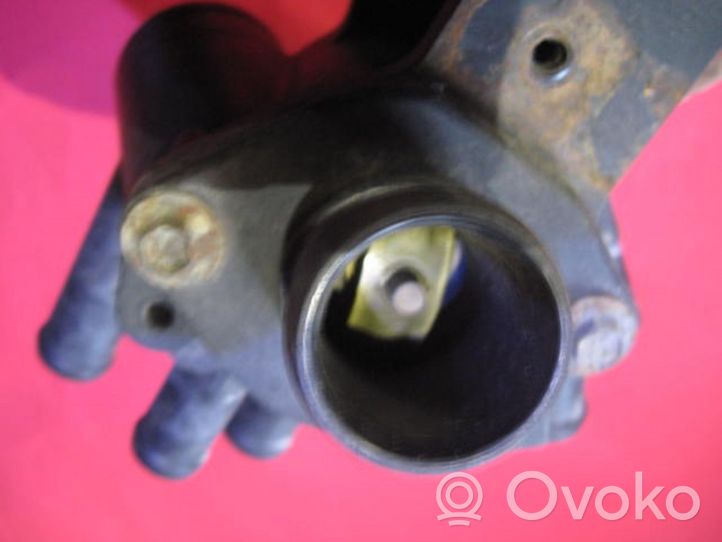 Volkswagen Polo III 6N 6N2 6NF Termostatas/ termostato korpusas 032121111A