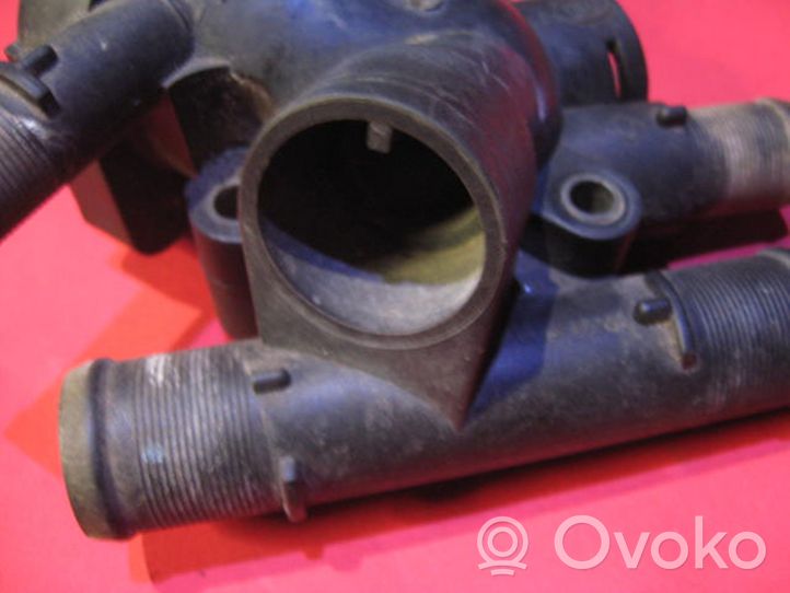 Renault Megane II Termostat / Obudowa termostatu 7700866731