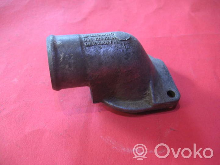 Volkswagen Golf II Thermostat / Thermostatgehäuse 055121121A