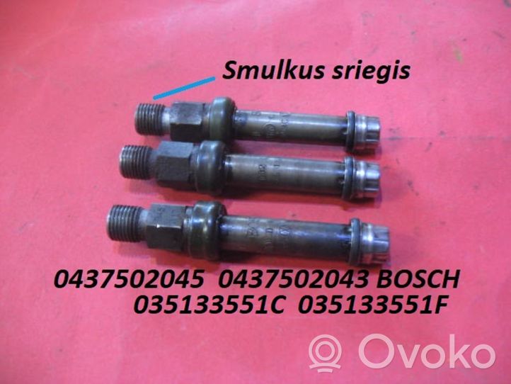 Volkswagen PASSAT B3 Injecteur de carburant 035133551F