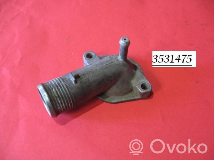 Renault Safrane Boîtier de thermostat / thermostat 3531475