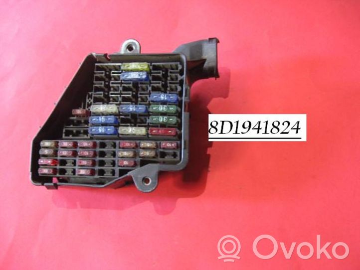 Audi 100 S4 C4 Module de fusibles 8D1941824