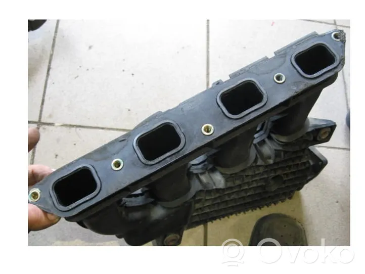 Fiat Stilo Collettore di aspirazione 46535698