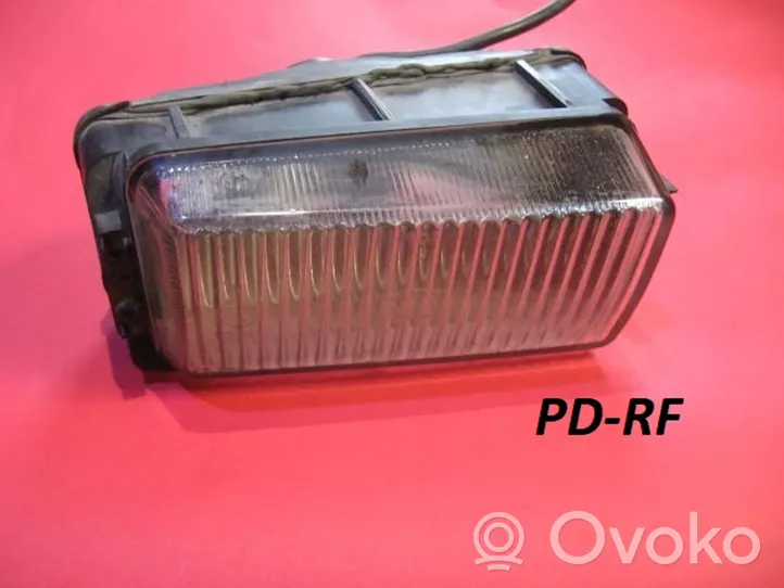 Audi 80 90 B3 Feu antibrouillard avant 301125463