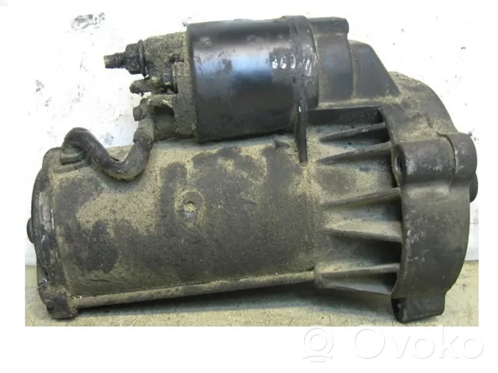 Hyundai Elantra Starter motor D7R12