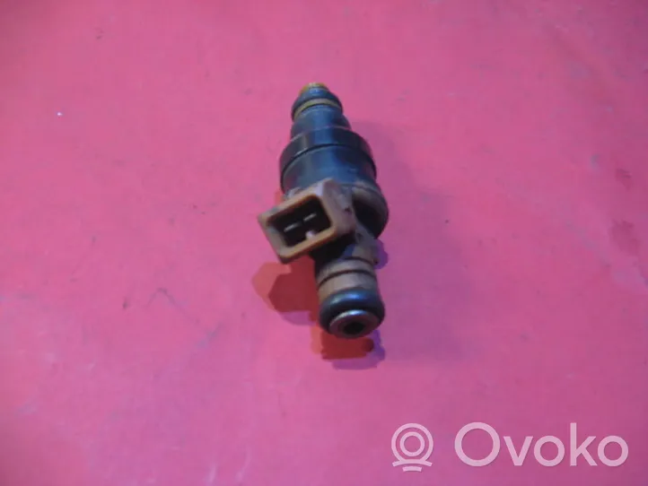 Volkswagen Jetta II Inyector de combustible 280150953