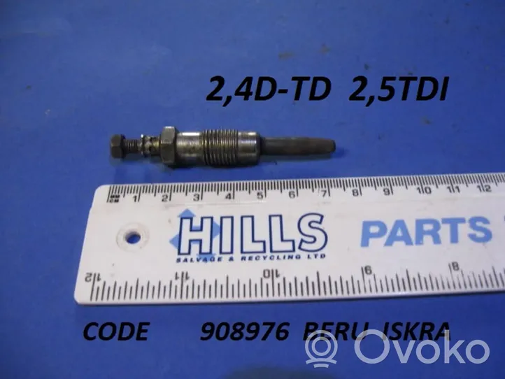 BMW 5 E28 Glow plug 908976