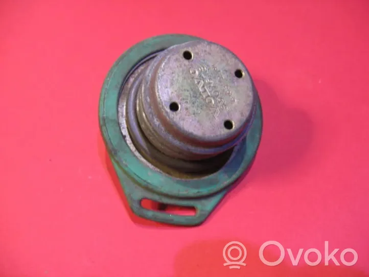 Volvo 740 Fuel tank filler cap 3507678