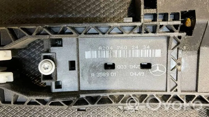 Mercedes-Benz ML W166 Takaoven ulkokahvan kehys A2047602434