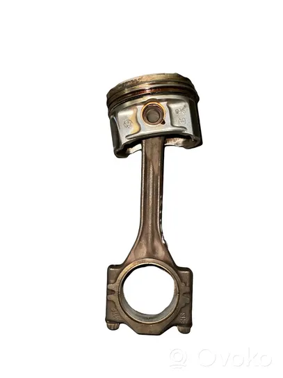 Volkswagen Polo Piston with connecting rod 