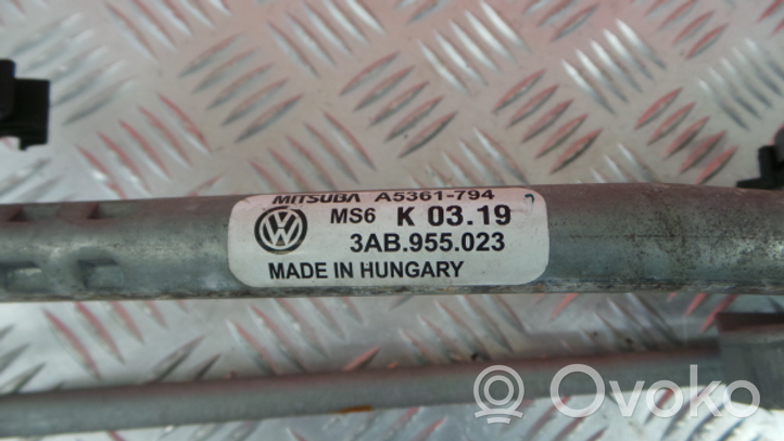Volkswagen PASSAT B7 Silniczek wycieraczek szyby przedniej / czołowej 