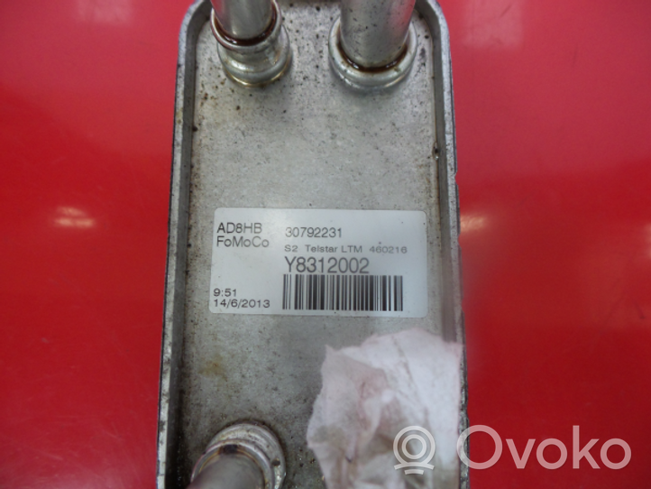 Volvo V60 Radiatore dell’olio del motore 