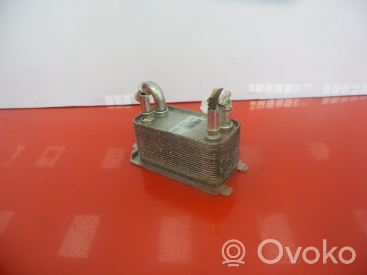 Volvo V60 Radiatore dell’olio del motore 