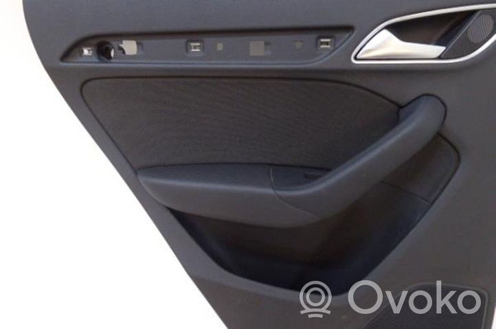 Audi Q3 8U Verkleidung Tür hinten 