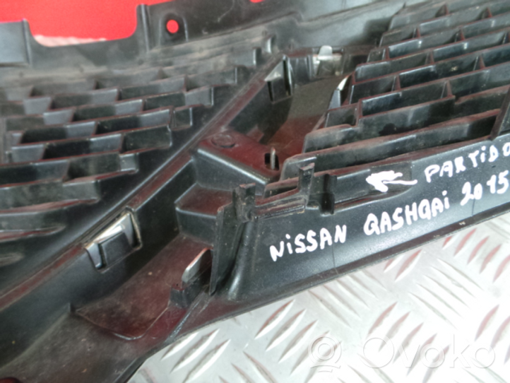 Nissan Qashqai Grille de calandre avant 