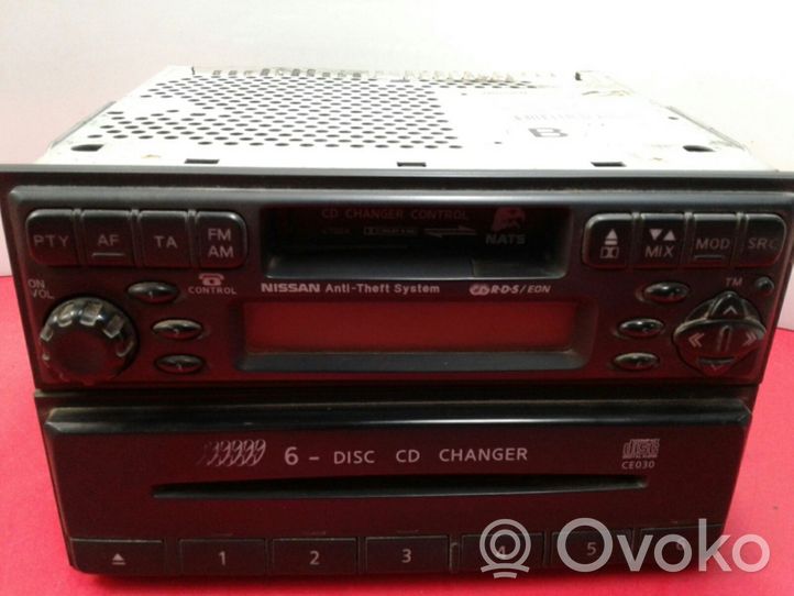 Nissan Navara D22 Unité principale radio / CD / DVD / GPS 