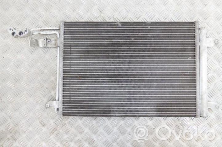 Volkswagen Golf VI Radiateur condenseur de climatisation 