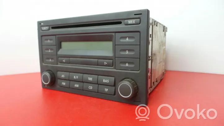 Volkswagen Fox Panel / Radioodtwarzacz CD/DVD/GPS 