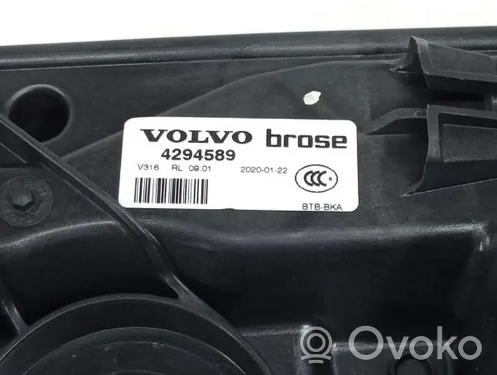 Volvo XC40 Meccanismo di sollevamento del finestrino posteriore senza motorino 