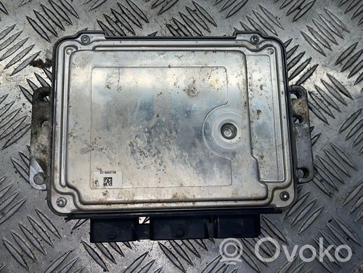 Citroen Berlingo Sterownik / Moduł ECU 9663944680