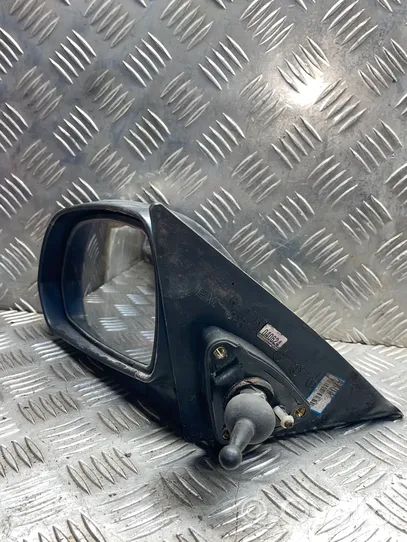 Hyundai Elantra Manual wing mirror 040624