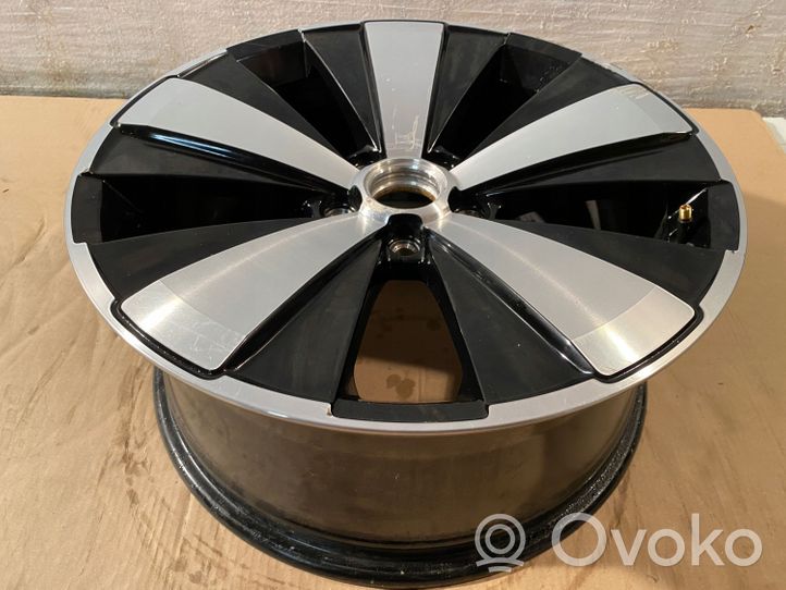 Volkswagen New Beetle R18 alloy rim 5C0601025AK