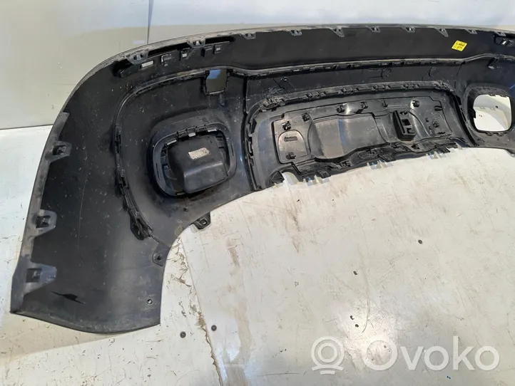 Mercedes-Benz B W247 Moldura embellecedora de la barra del amortiguador trasero A2478857501