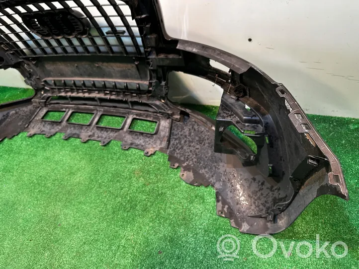 Audi Q5 SQ5 Etupuskuri 8R0807437