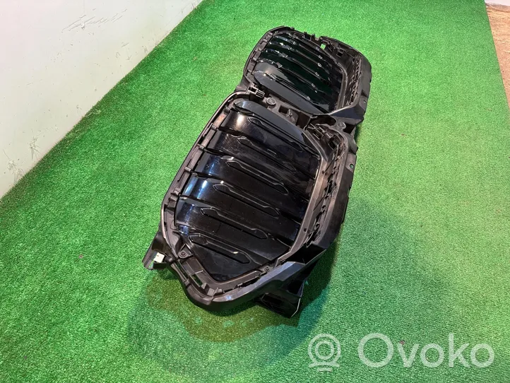 BMW X6 G06 Griglia superiore del radiatore paraurti anteriore BMW