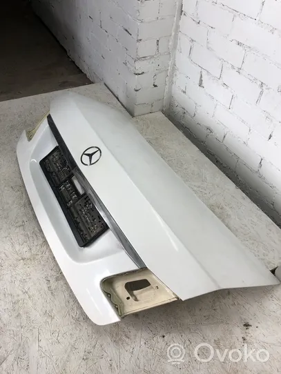 Mercedes-Benz E W212 Tailgate/trunk/boot lid 