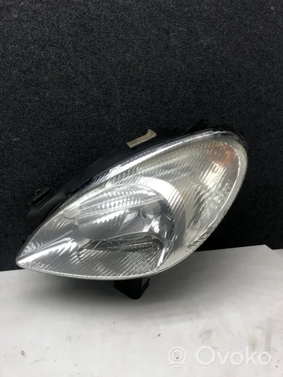 Citroen Xsara Picasso Lampa przednia 9631495180