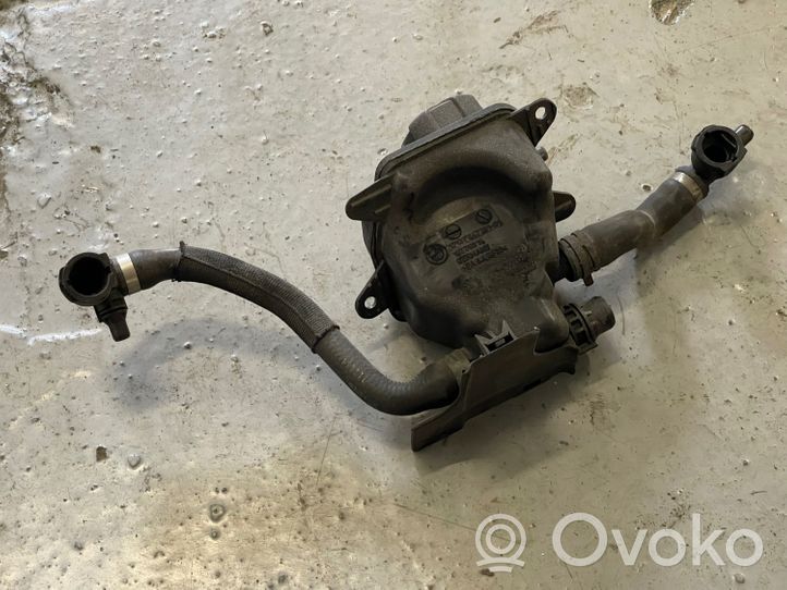 BMW 6 F12 F13 Vase d'expansion / réservoir de liquide de refroidissement 7647281