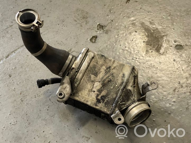 BMW 6 F12 F13 Chłodnica powietrza doładowującego / Intercooler 7575406