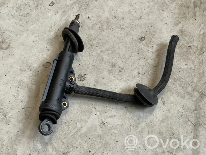 BMW Z3 E36 Pompa della frizione 6758820