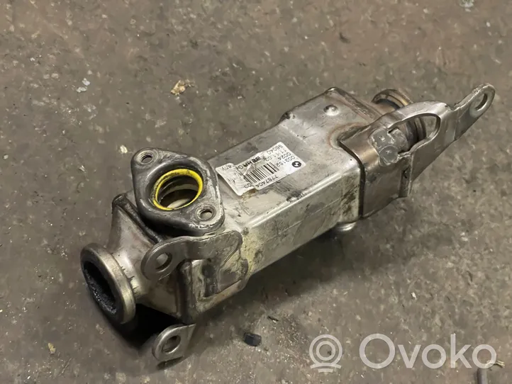 BMW 7 E38 Valvola di raffreddamento EGR 7787404